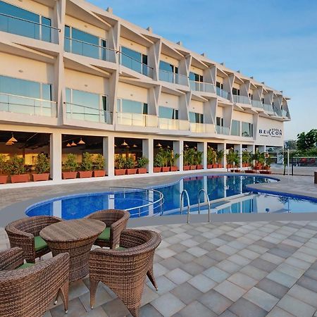 Viola Beacon Resort, Lonavala Exterior photo