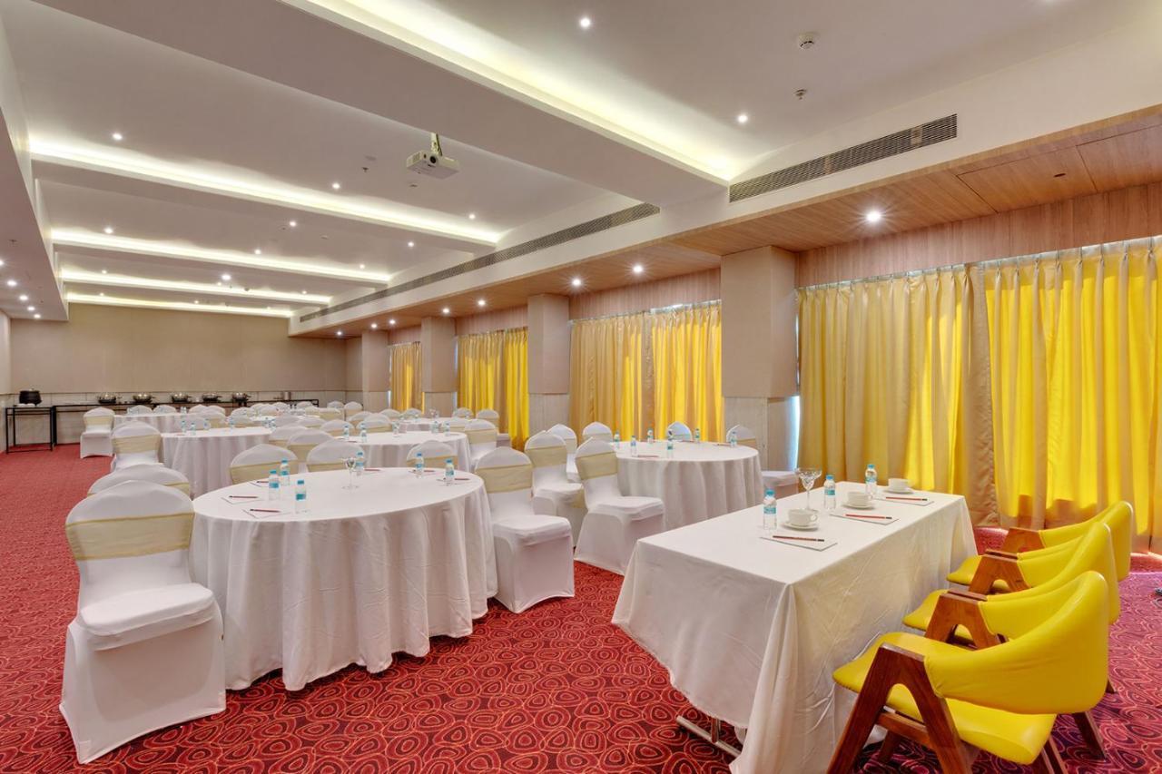 Viola Beacon Resort, Lonavala Exterior photo